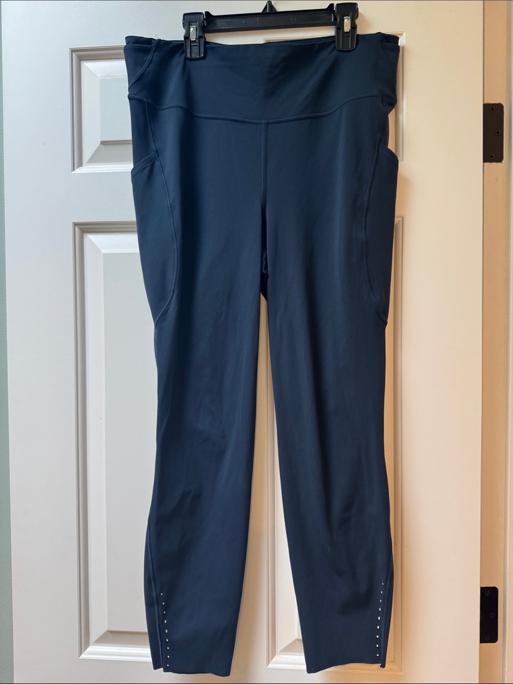 lululemon athletica Navy High-Rise Leggings with Ankle Studs